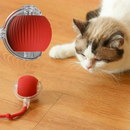 Brinquedo Inteligente Recarregável para Gatos com Bola Automática e Rabo Falso Elétrico